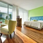 Eden Roc - The Leading Of The World Hotel 5*