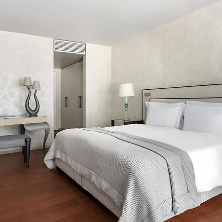 Eden Roc - The Leading Of The World 5* Ασκόνα