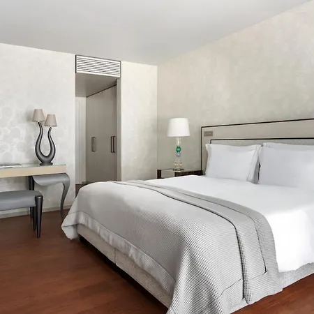 Eden Roc - The Leading Of The World Hotel 5*