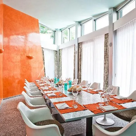 Hotel Eden Roc - The Leading Of The World 5*