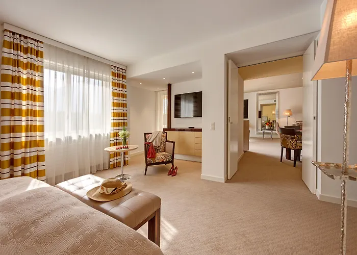 Eden Roc - The Leading Of The World 5*