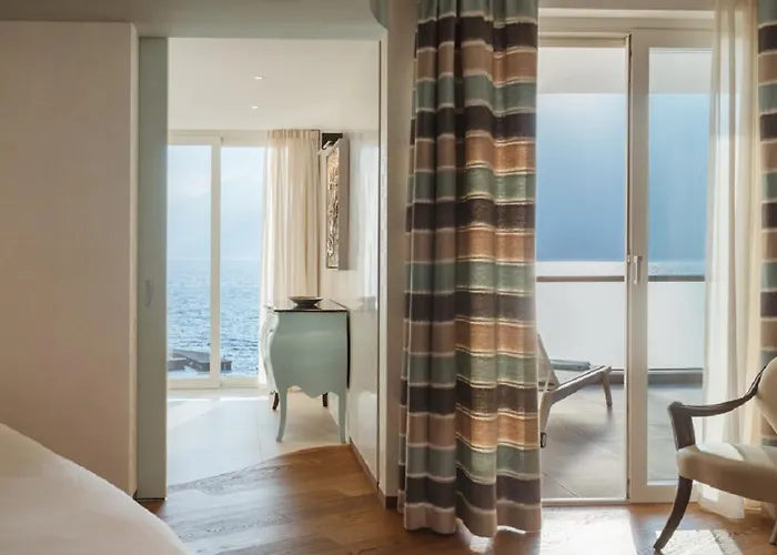 Eden Roc - The Leading Of The World 5* 아스꼬나